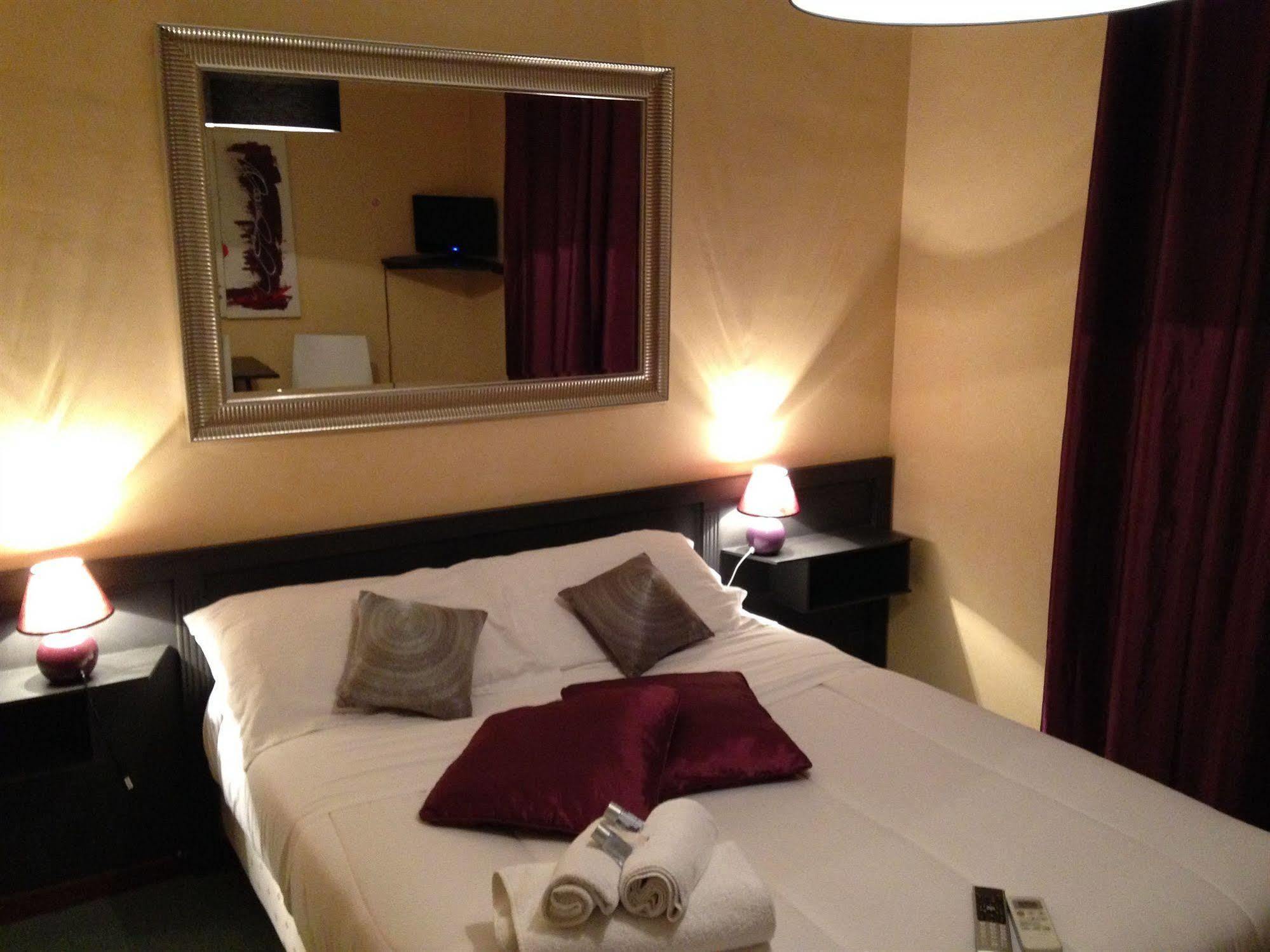 Hotel L'Eau Des Collines มาร์กเซย ภายนอก รูปภาพ